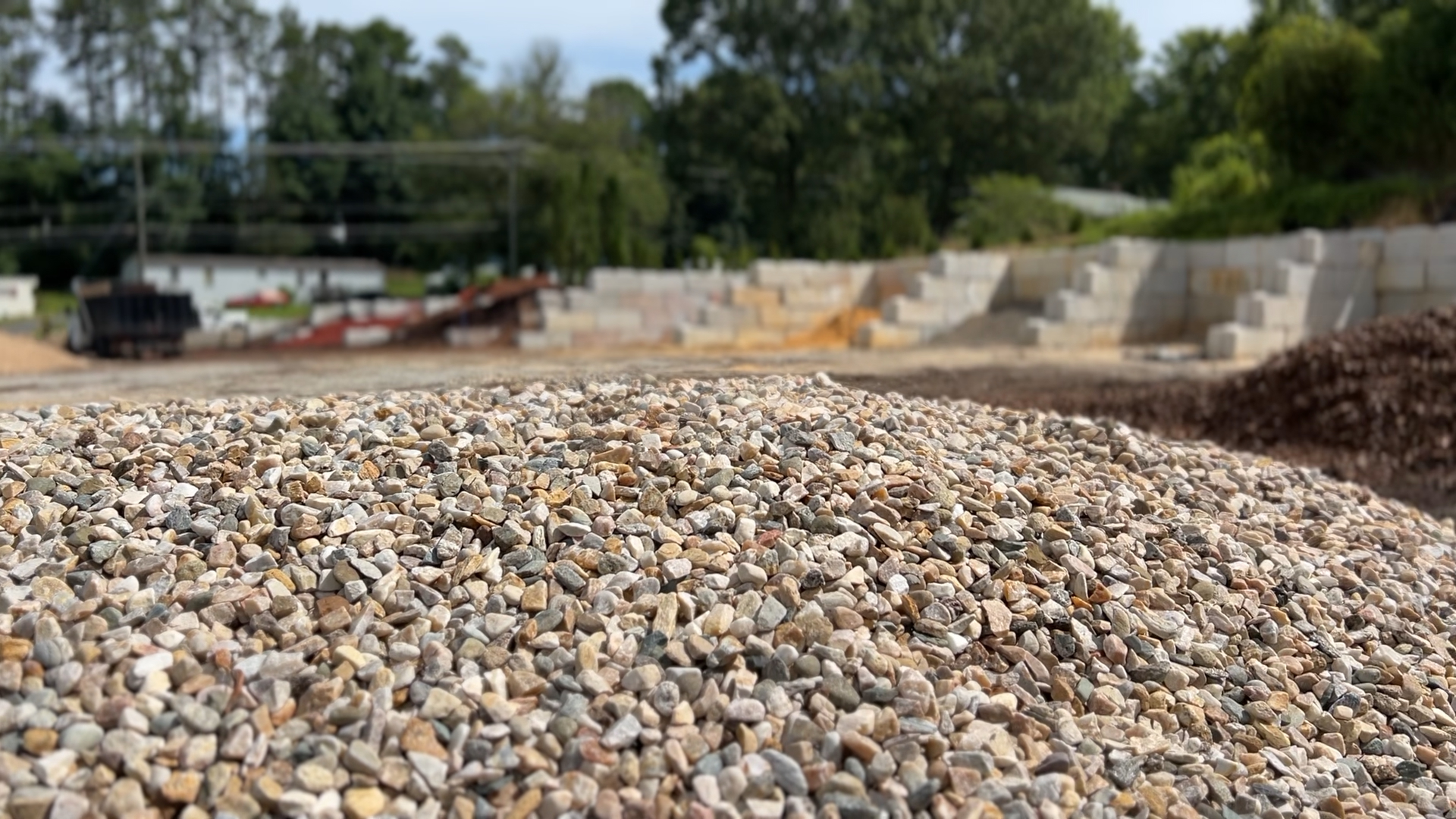 Cumberland Tennessee River Rock 3/4″ – 2″ - Charleston Landscape Supplies  from All Seasons Mulch